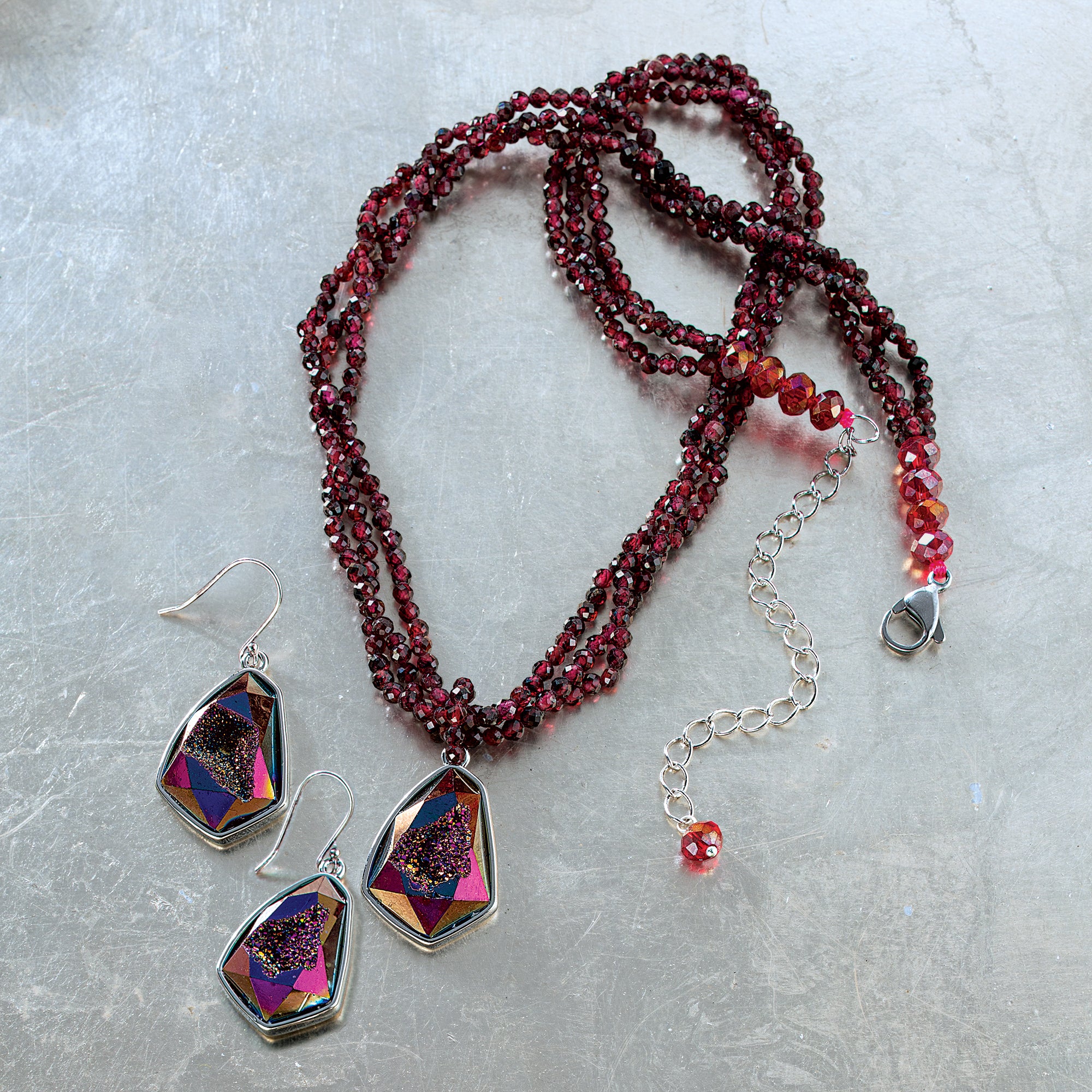 Dazzling Druzy Necklace & Earrings Set