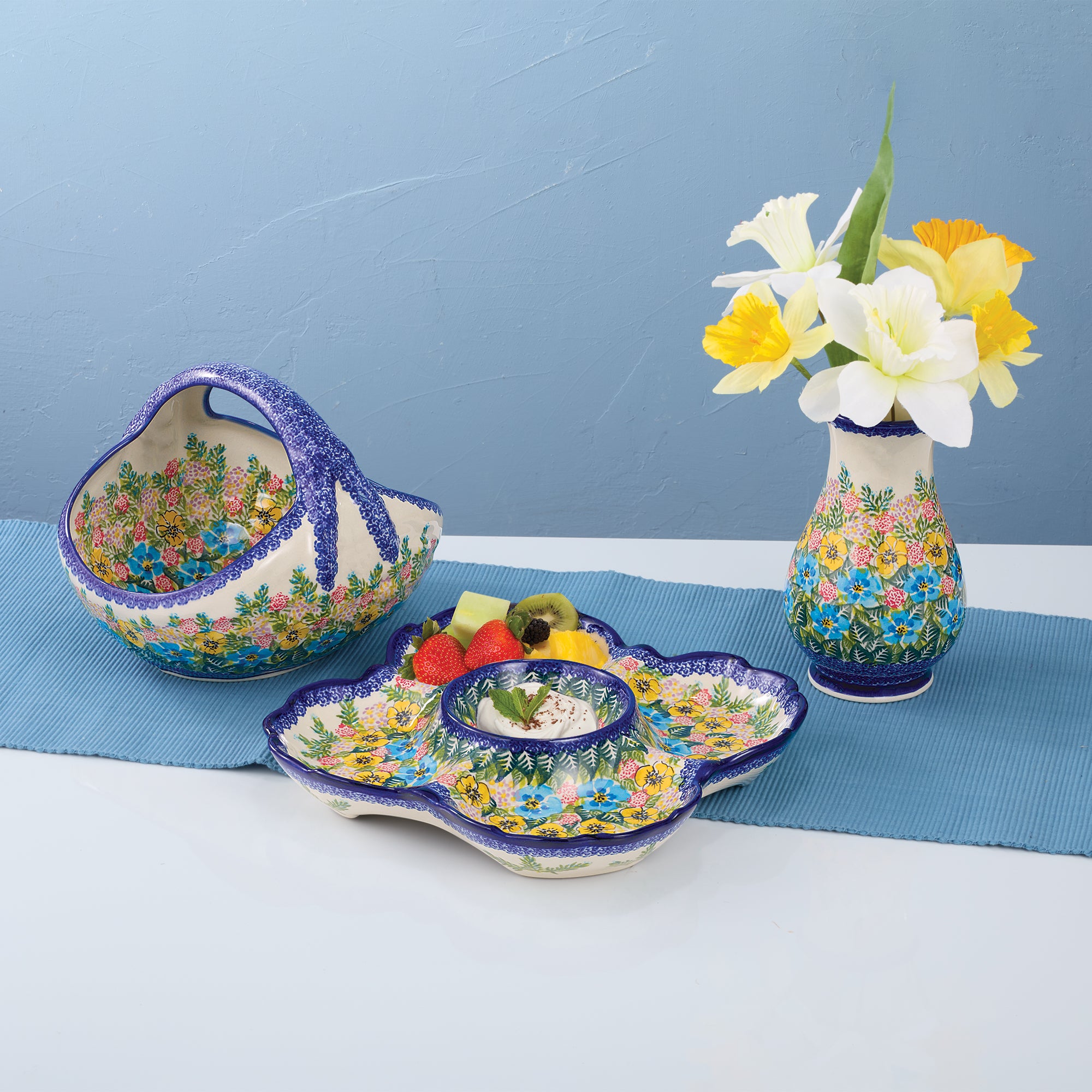 Polish Pottery Petals & Posies Vase