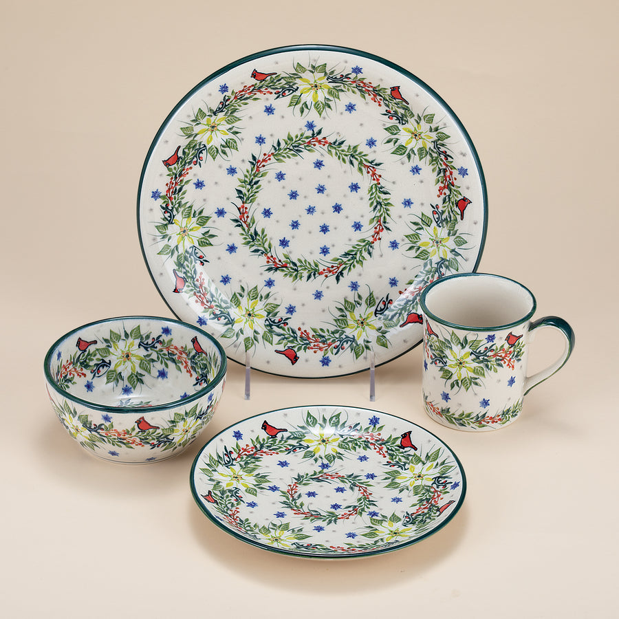 Polish Pottery Winter White Poinsettias 4 Piece Dinnerware Set