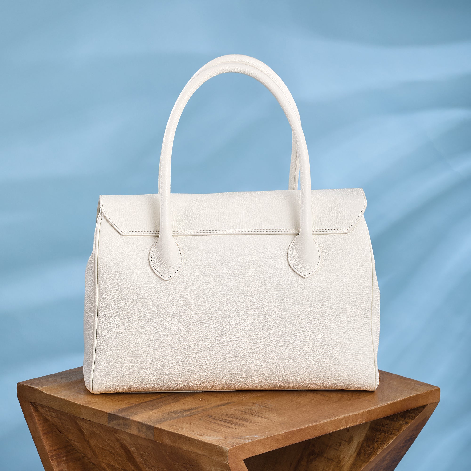 Ivory Florentine Leather Tote With Green Apatite