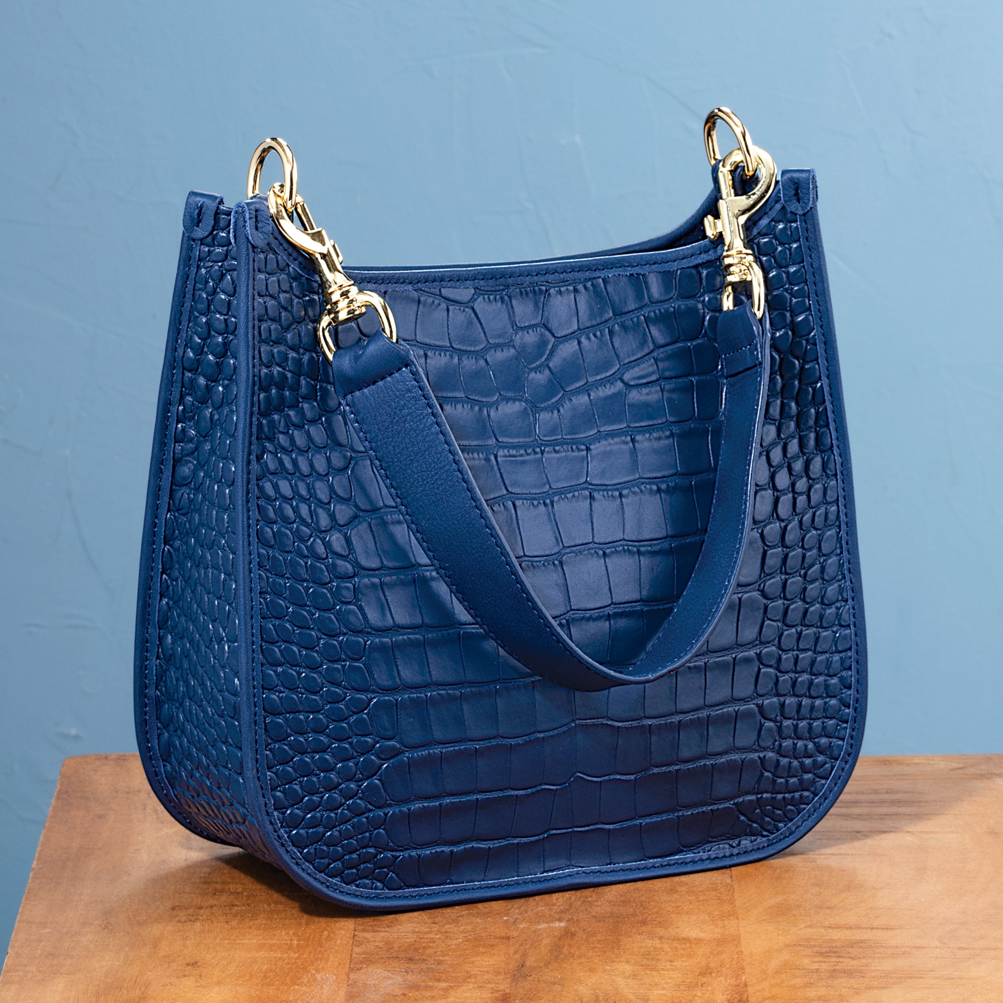 Navy Florentine Croco Leather Shoulder Bag