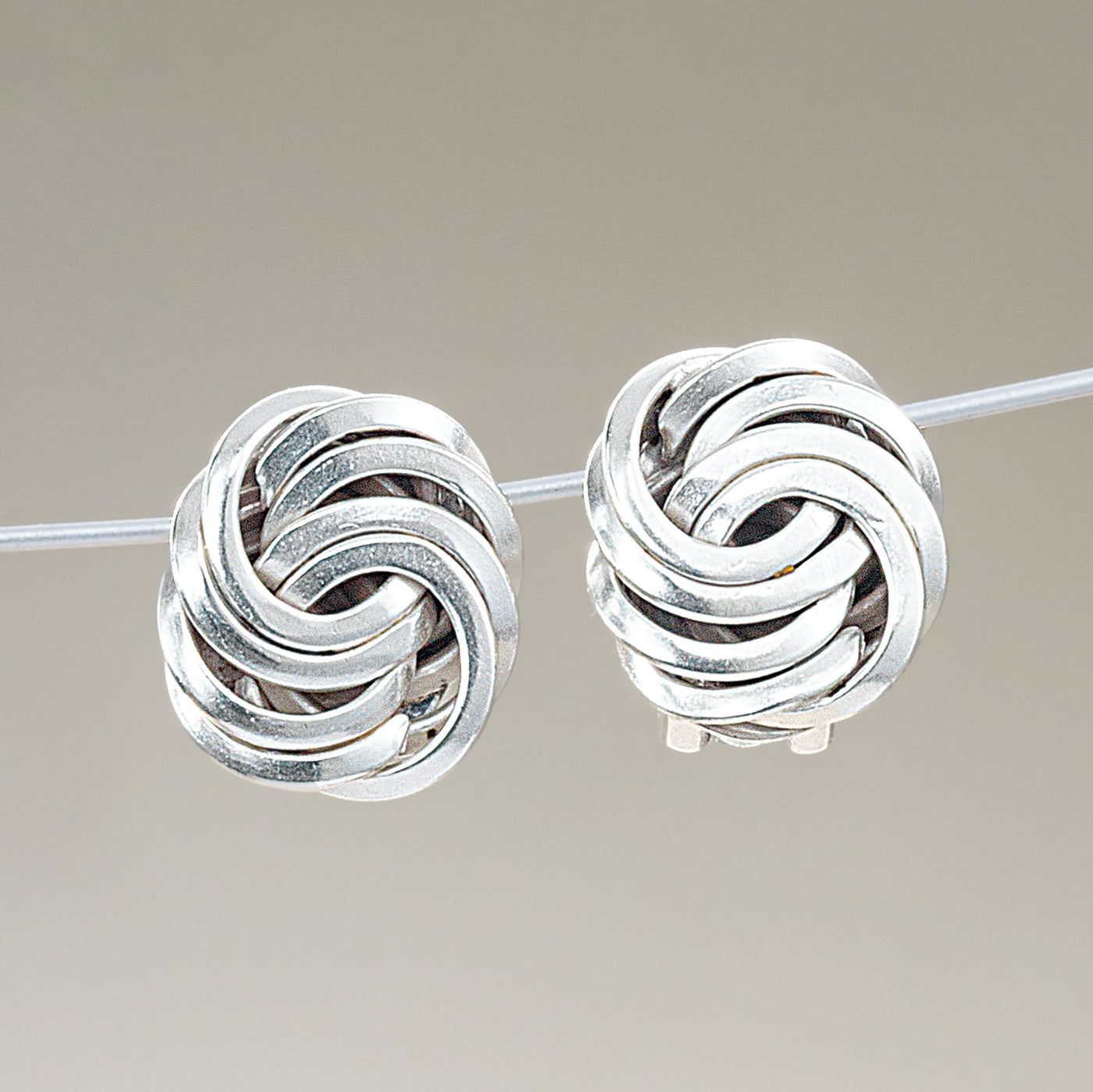 Inner Circle Clip-On Knot Earrings