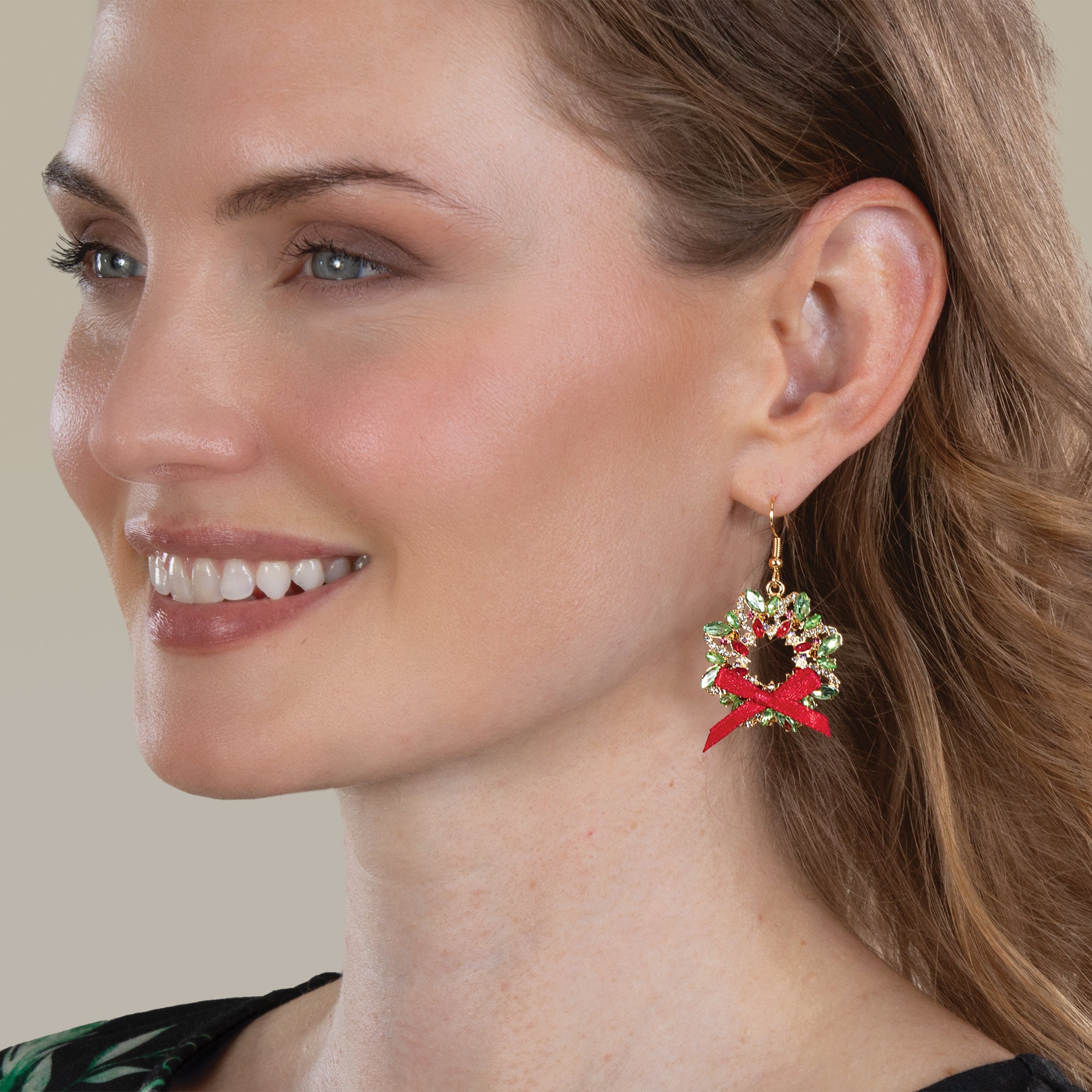 Festive Wreath Earrings