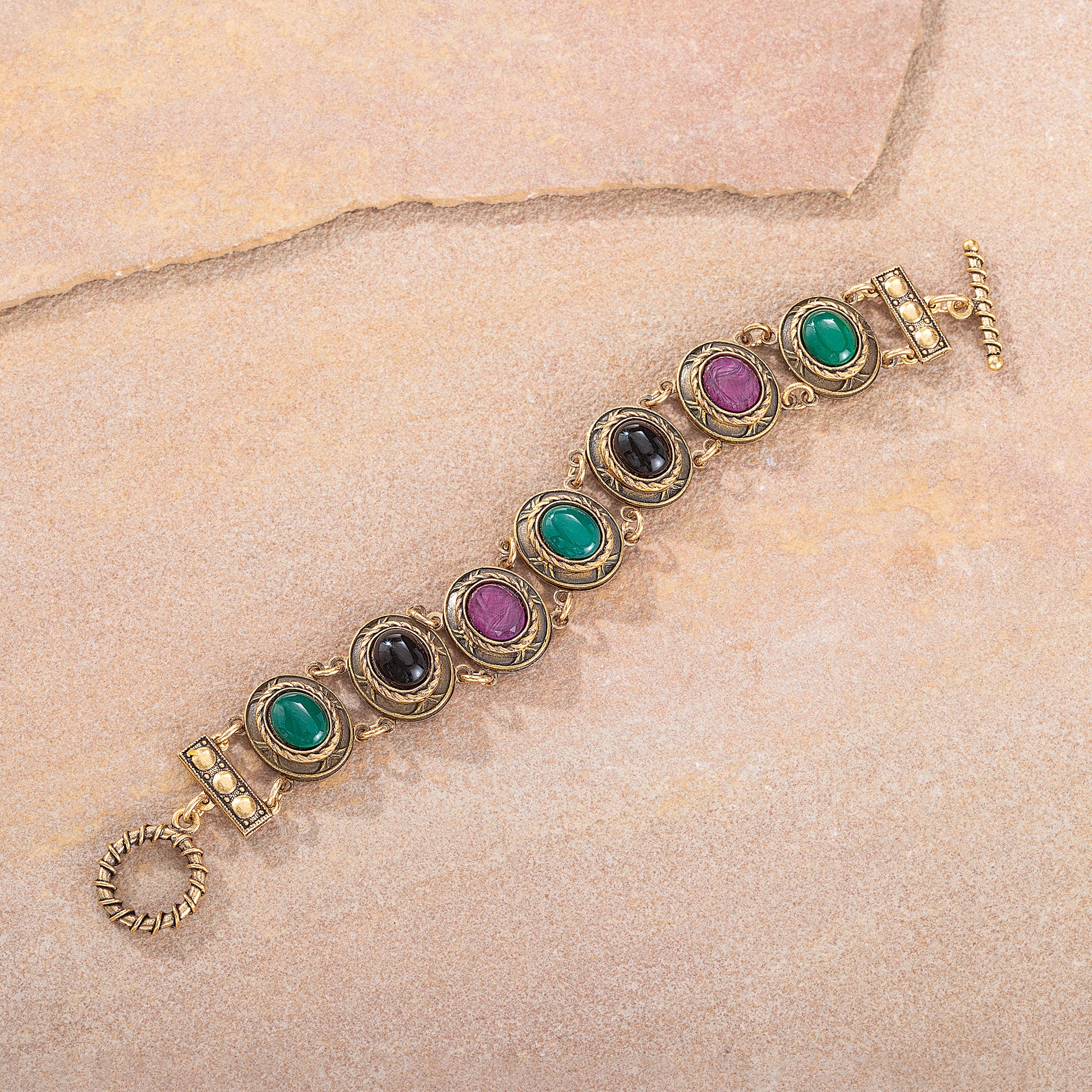 Vintage-Style Regal Cabochon Bracelet