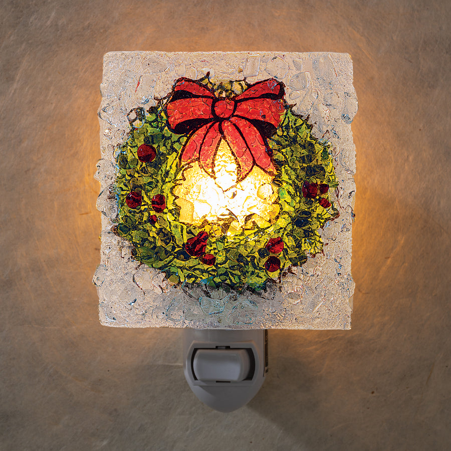 Recycled Glass Holly Wreath Nightlight