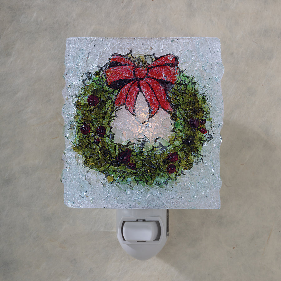 Recycled Glass Holly Wreath Nightlight