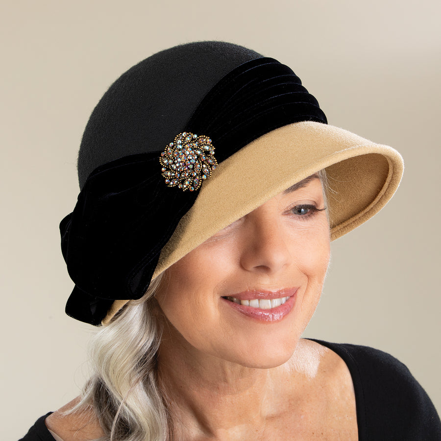 Zelda Two-Toned Black Cloche