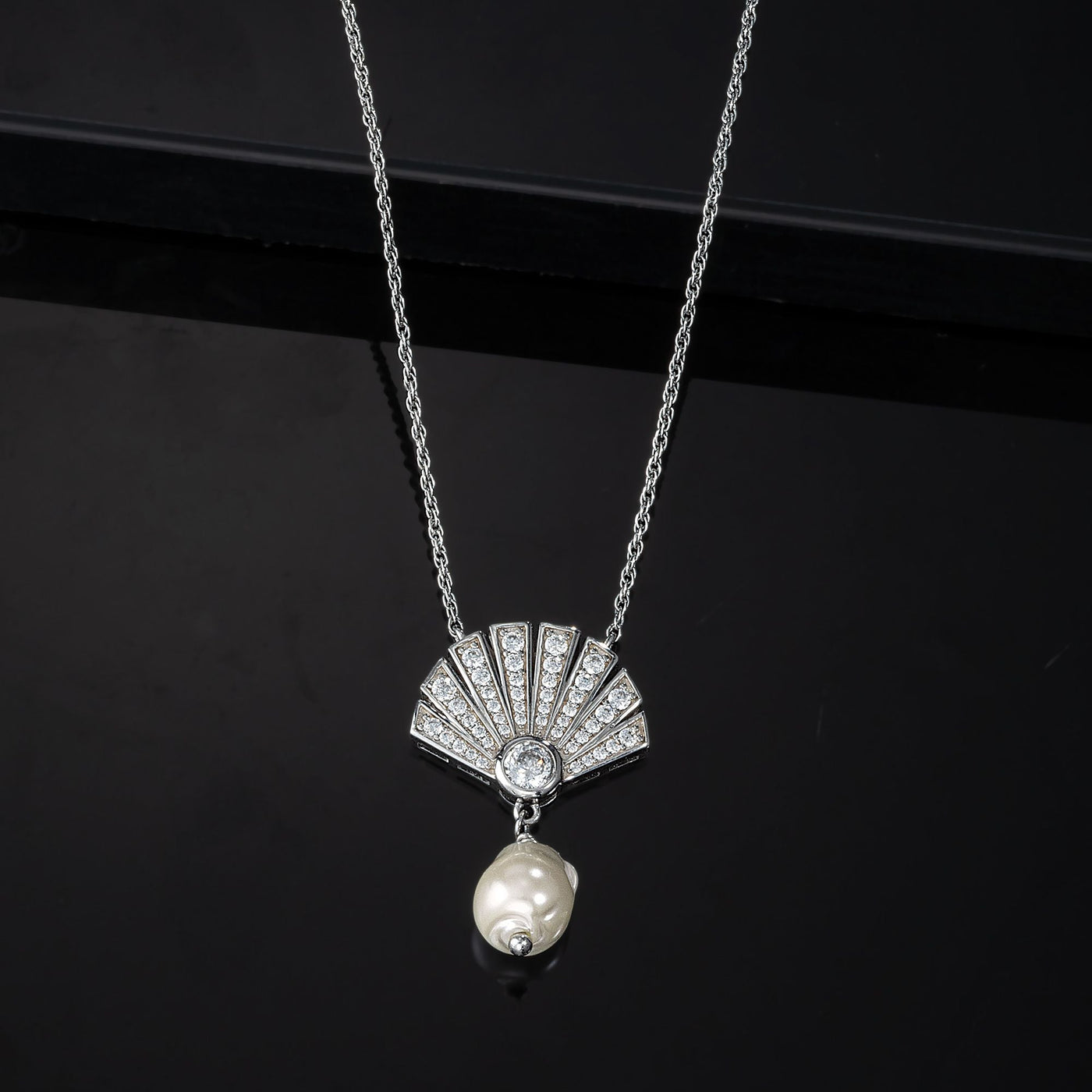 Crystal & Glass Pearl Gatsby Necklace