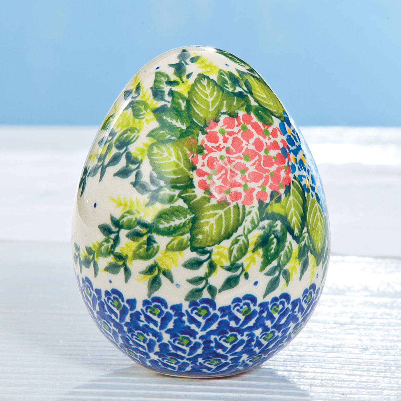 Polish Pottery ''Wild Hydrangea'' Floral Egg