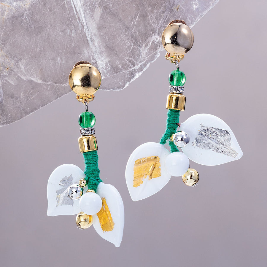Murano Glass White Poinsettia Clip-On Earrings