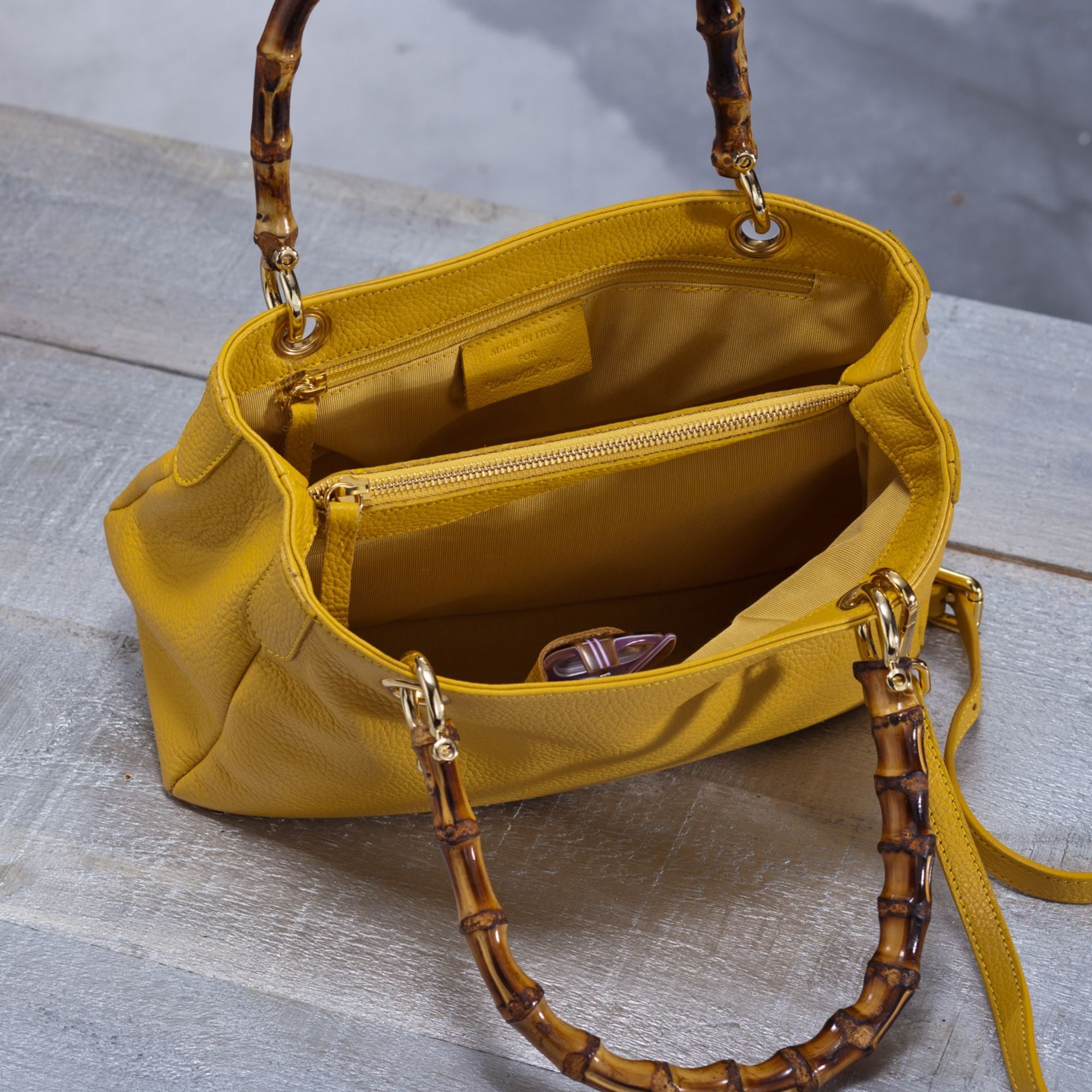 Florentine Leather Mustard Handbag With Bamboo Handles Uno Alla Volta