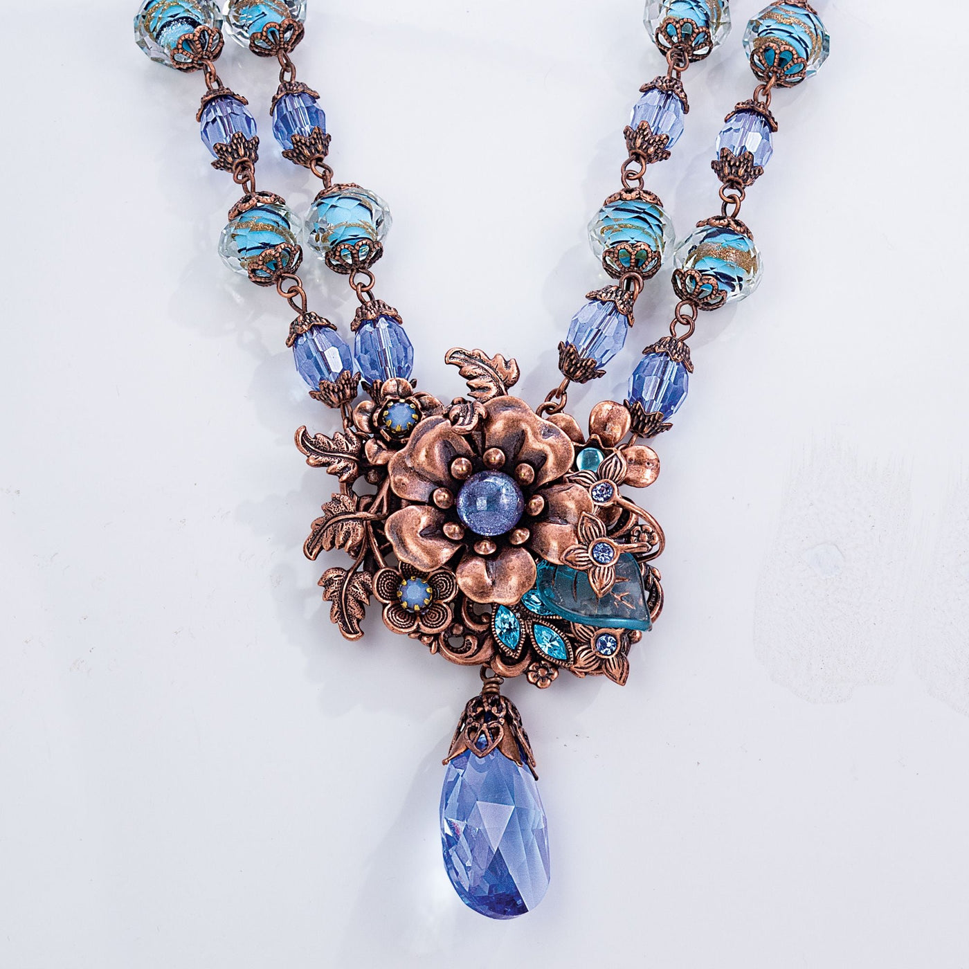 ''Vintage Glamour'' Crystal Necklace