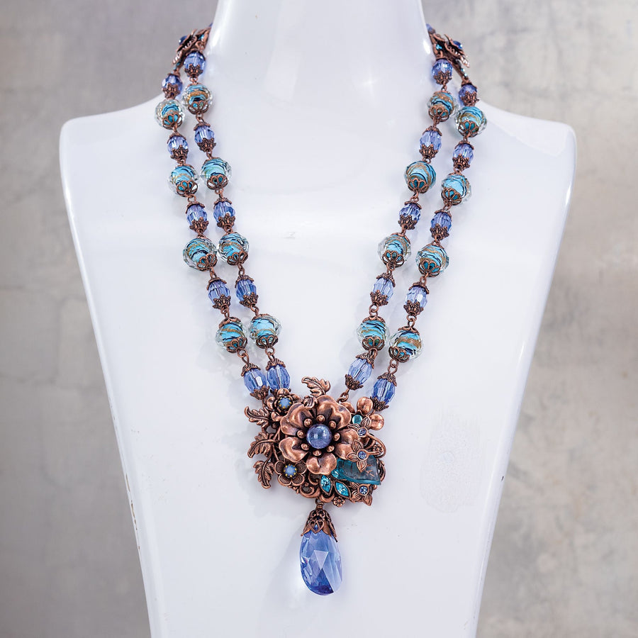 ''Vintage Glamour'' Crystal Necklace
