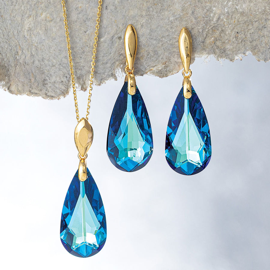 Distant Iridescent Crystal Necklace & Earrings Set