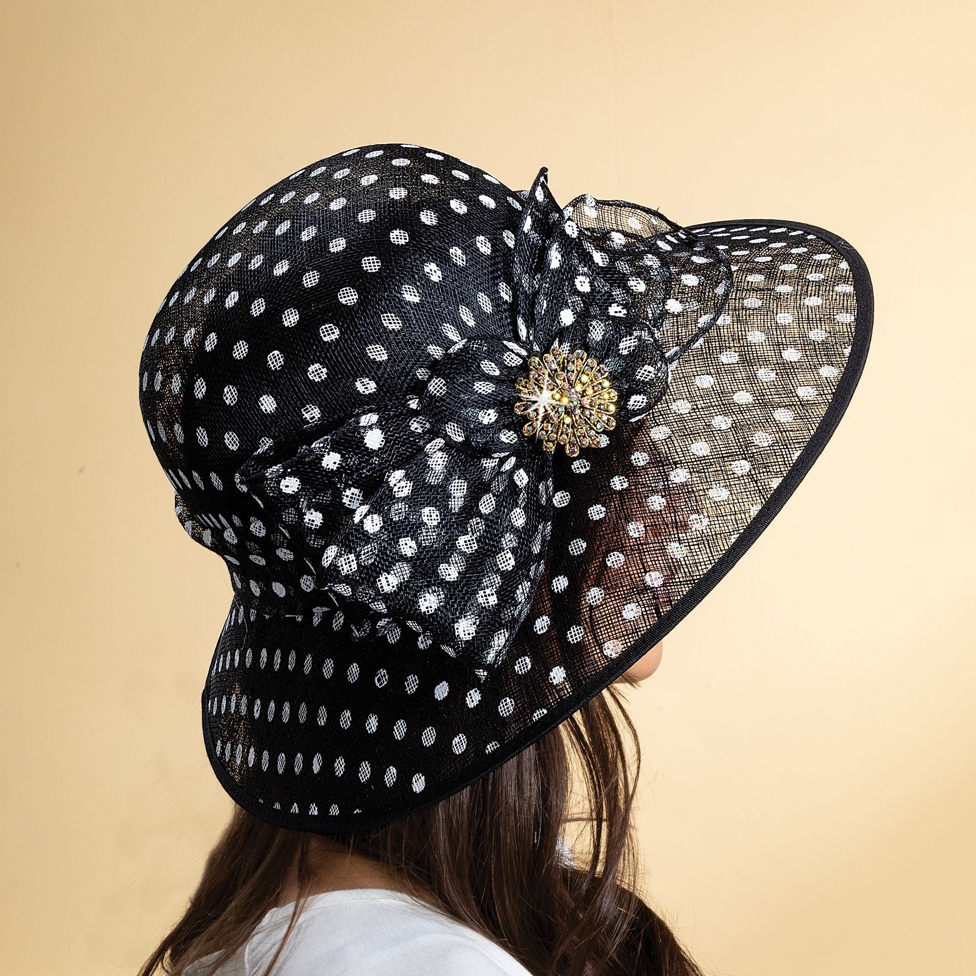 Outlet polka dot hat